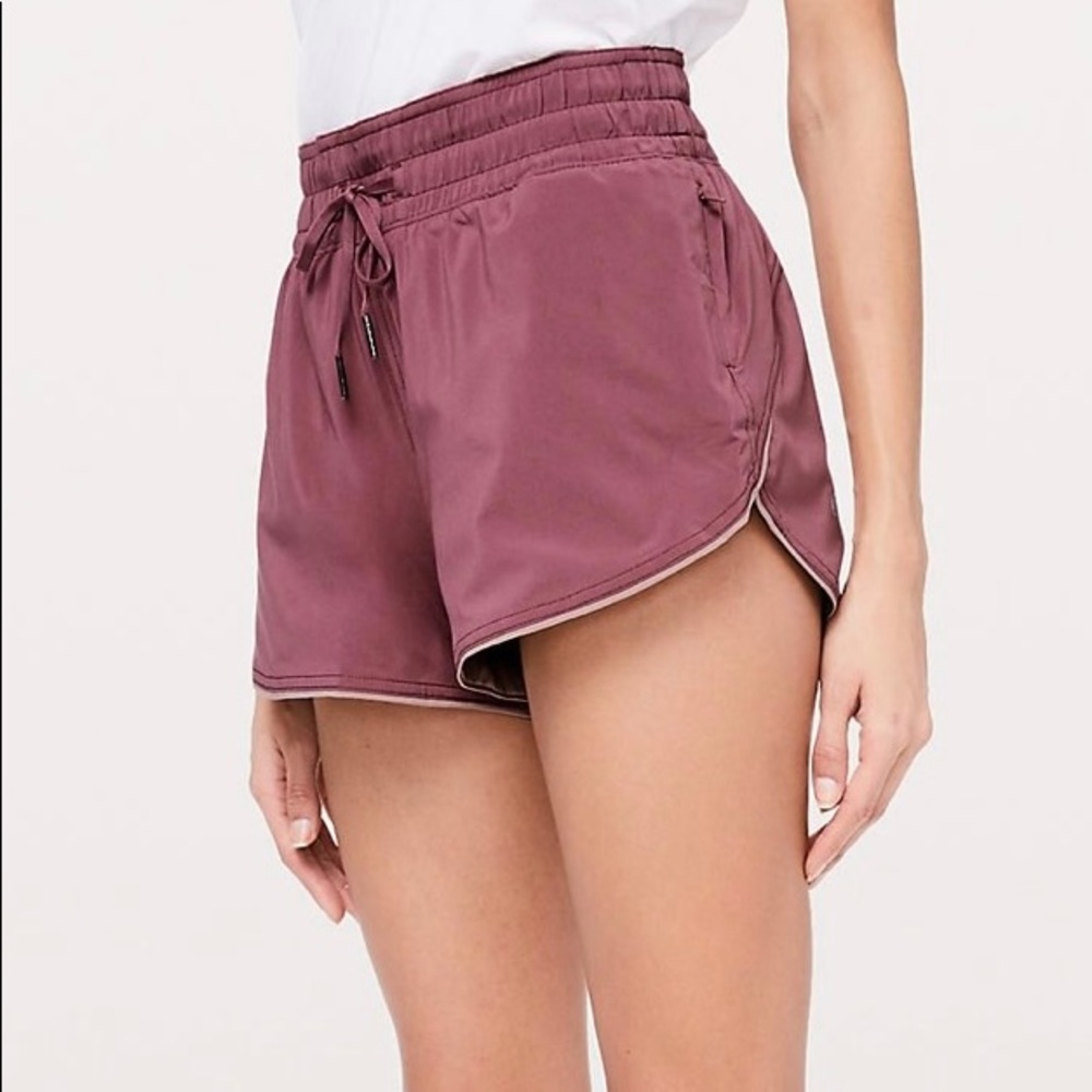 Lululemon Choose a Side Short 3” 6